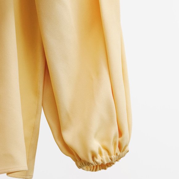 Gucci 2021 Cruise Yellow Crêpe de Chine Balloon Sleeve Blouse - Picture 9 of 16